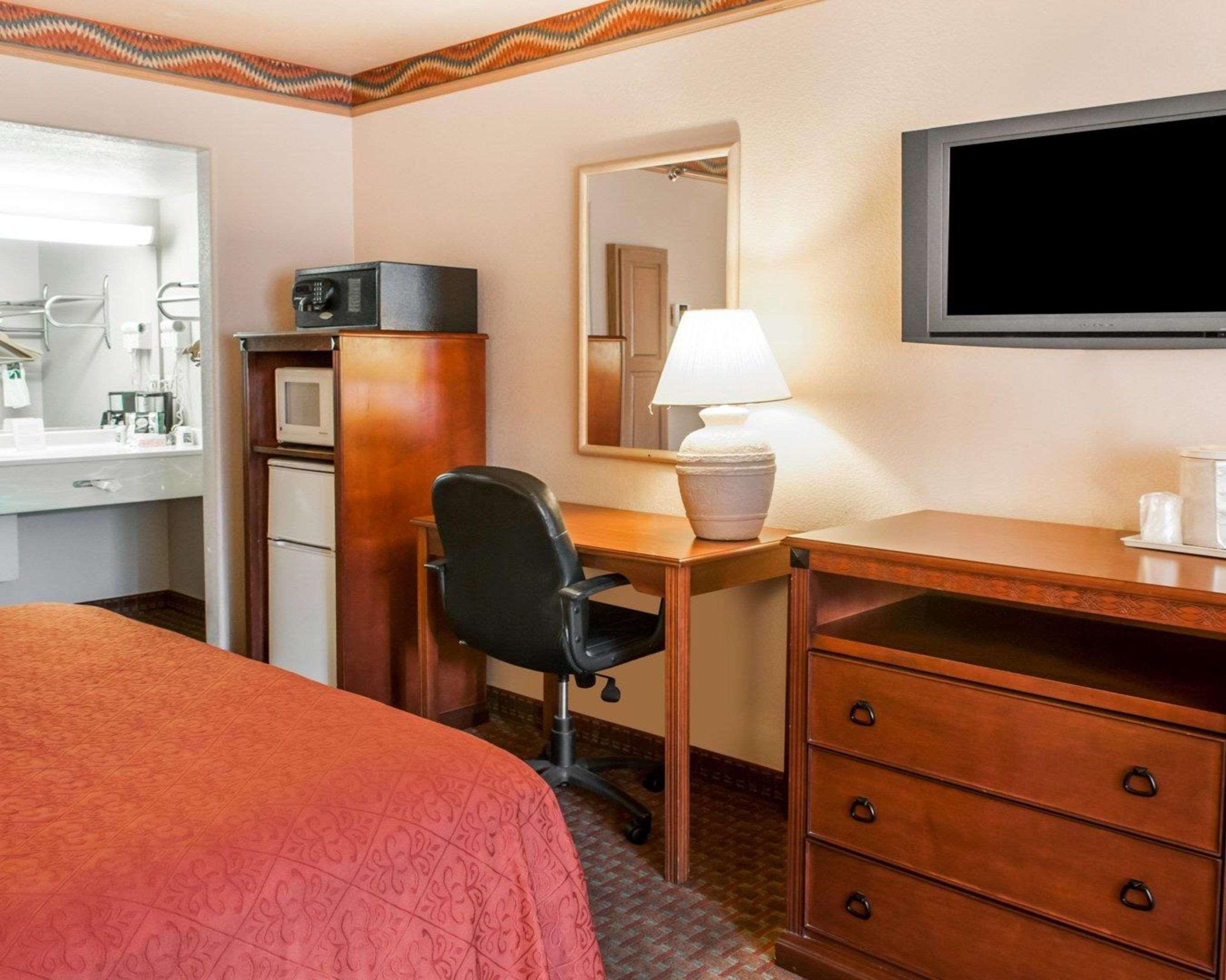 Quality Inn & Suites Las Cruces - University Area Exteriör bild