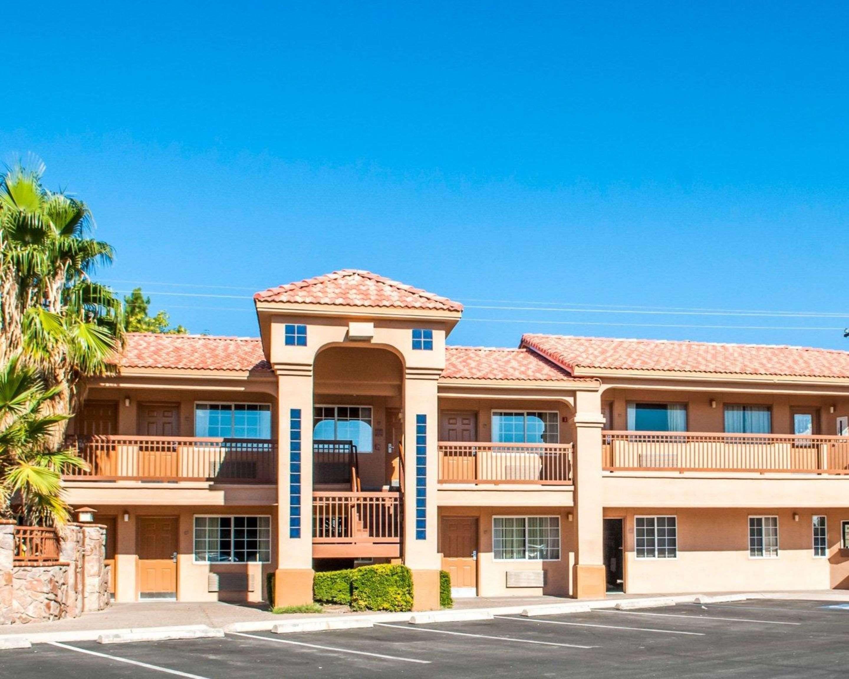 Quality Inn & Suites Las Cruces - University Area Exteriör bild