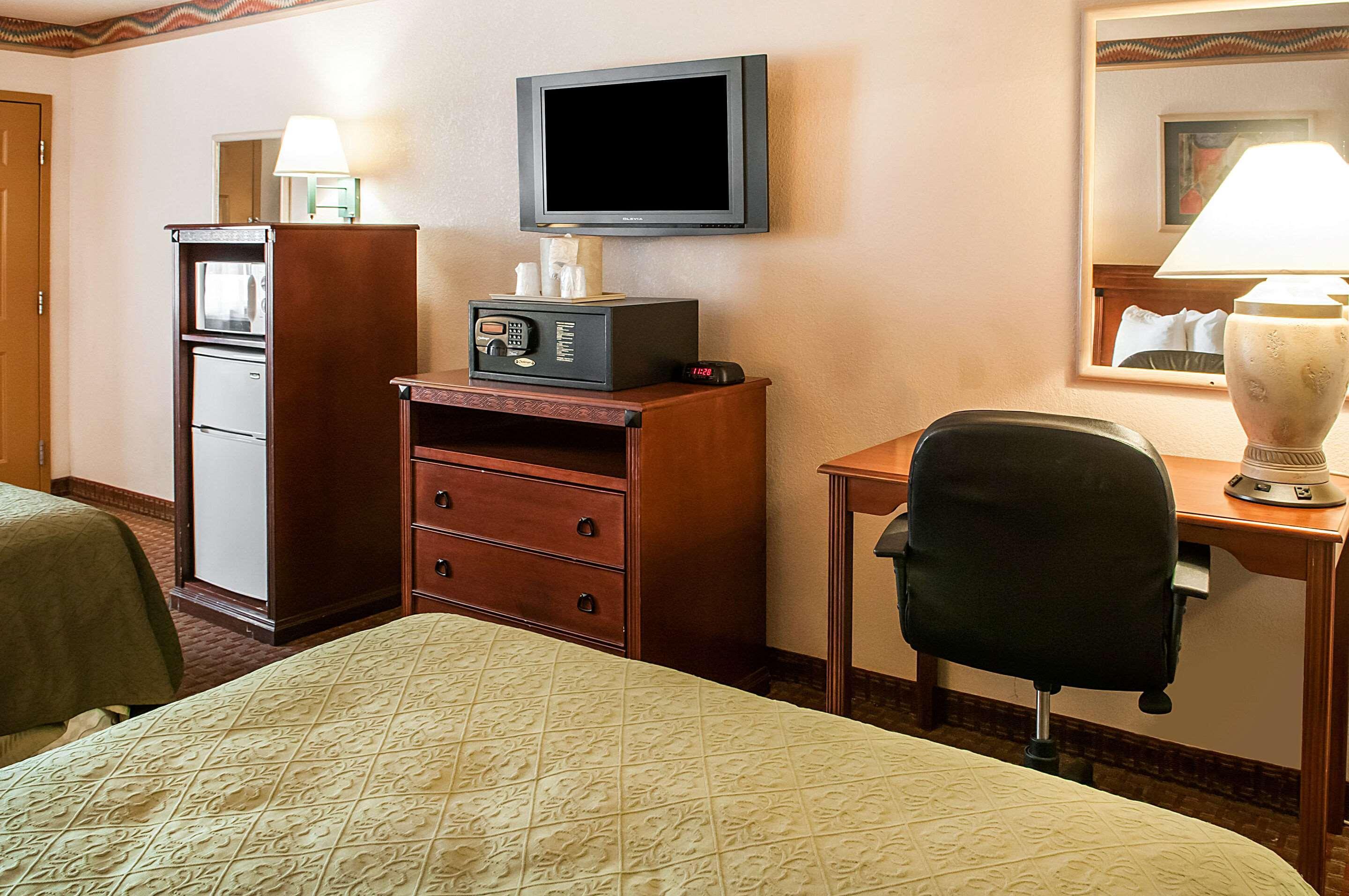 Quality Inn & Suites Las Cruces - University Area Exteriör bild