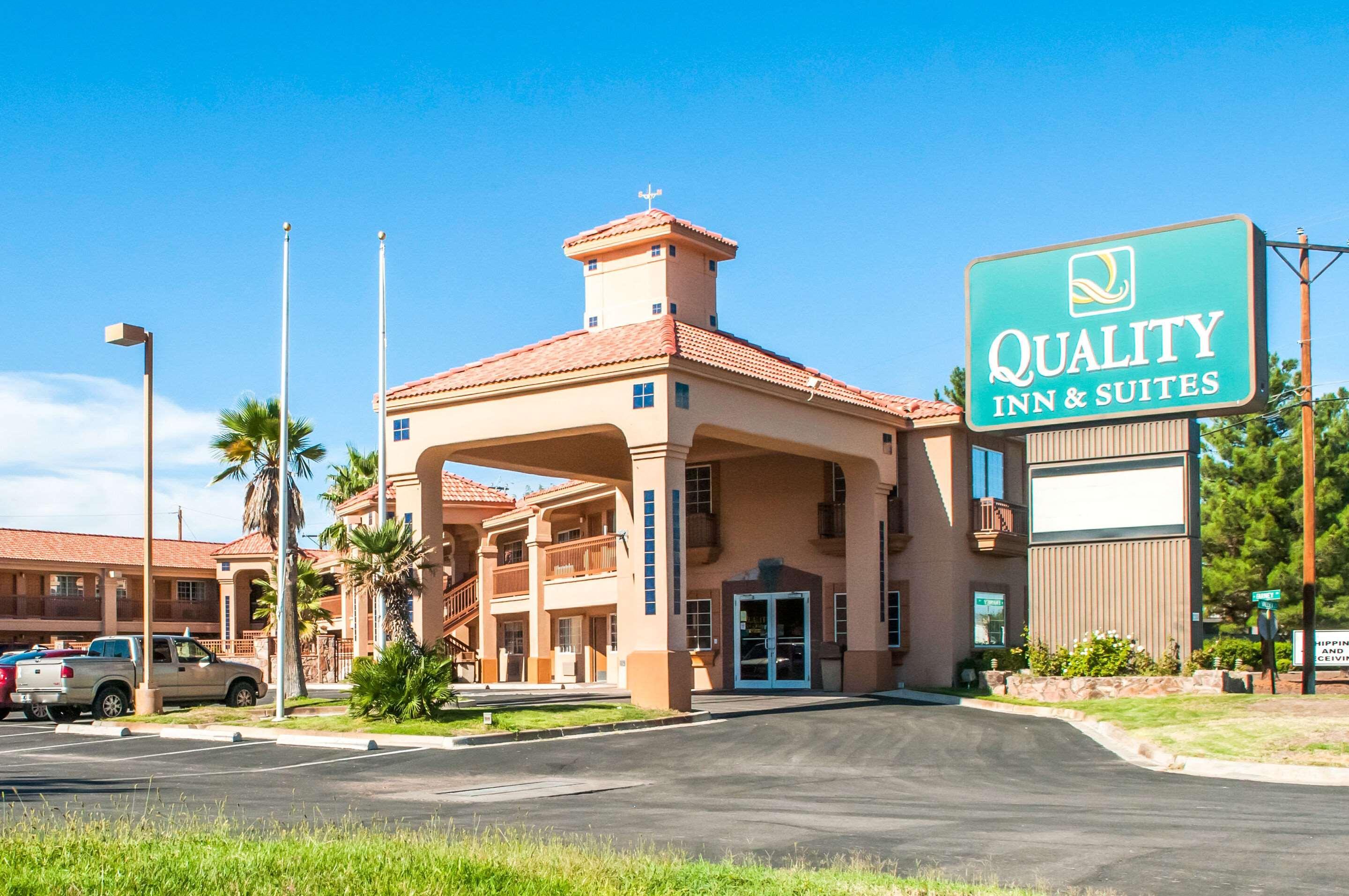 Quality Inn & Suites Las Cruces - University Area Exteriör bild